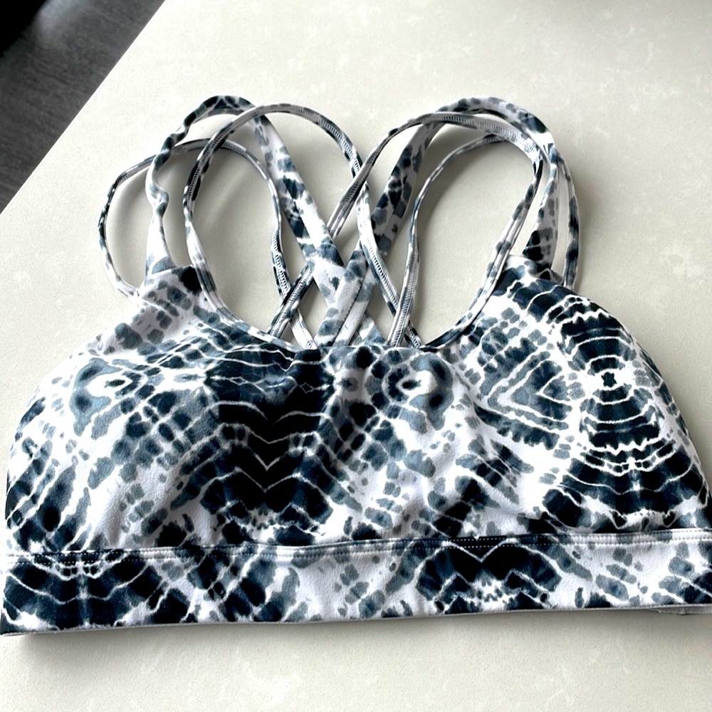 Victoria’s Secret Sports BRA NWT M